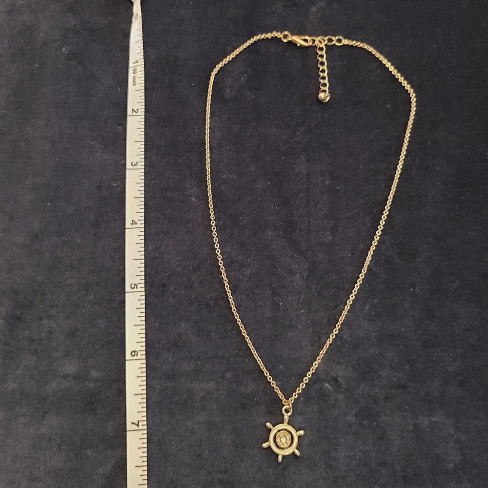 Nautical-theme Necklace - Picture 2 of 2